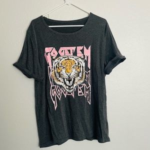 Tiger Graphic T-Shirt
